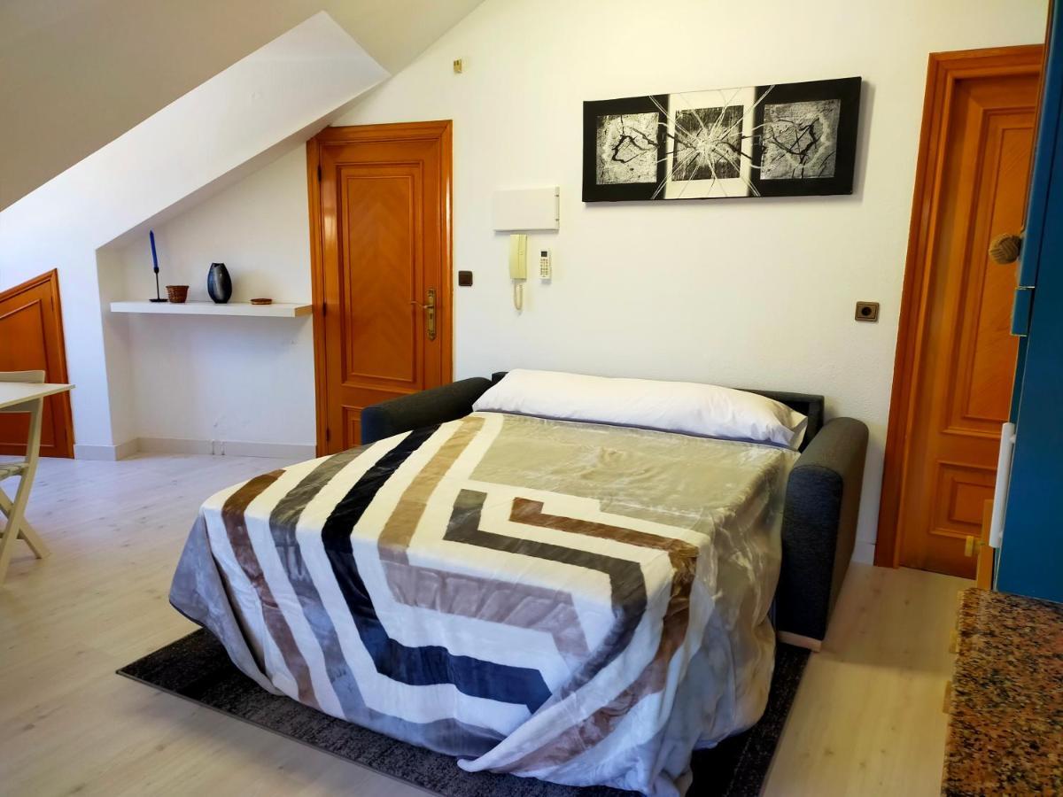Apartamento En El Casco Antiguo De Ponferrada Exterior foto